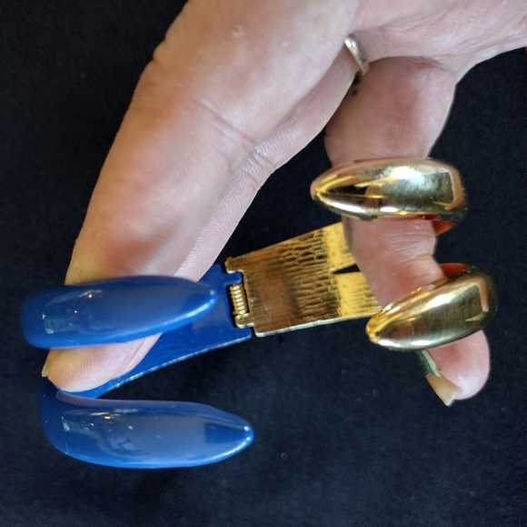 Gold and Blue Bracelet - Picture 5 of 9